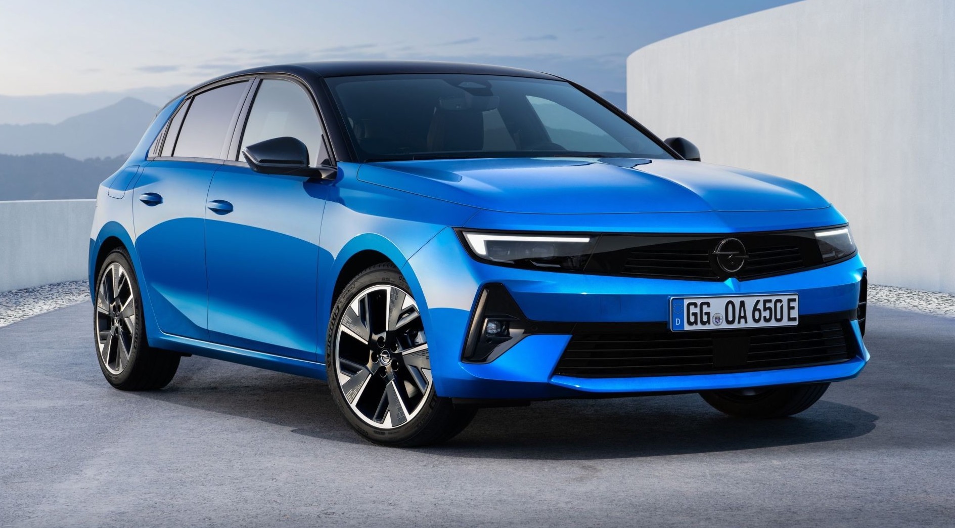 Opel Werkstatt In Der Nähe Jetzt Geöffnet Prova su strada e recensioni nuova Opel Astra 2023, auto tra le