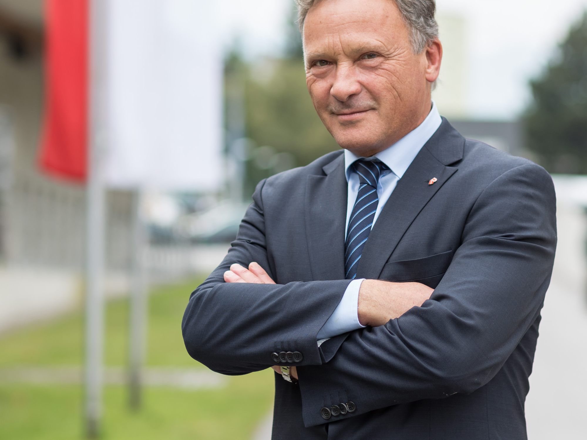 Rechtsanwälte Und Notare Stein - Schmeltzer - Dr. Rienhoff Rechtsanwälte sehen Grund- und Freiheitsrechte gefährdet - VOL.AT