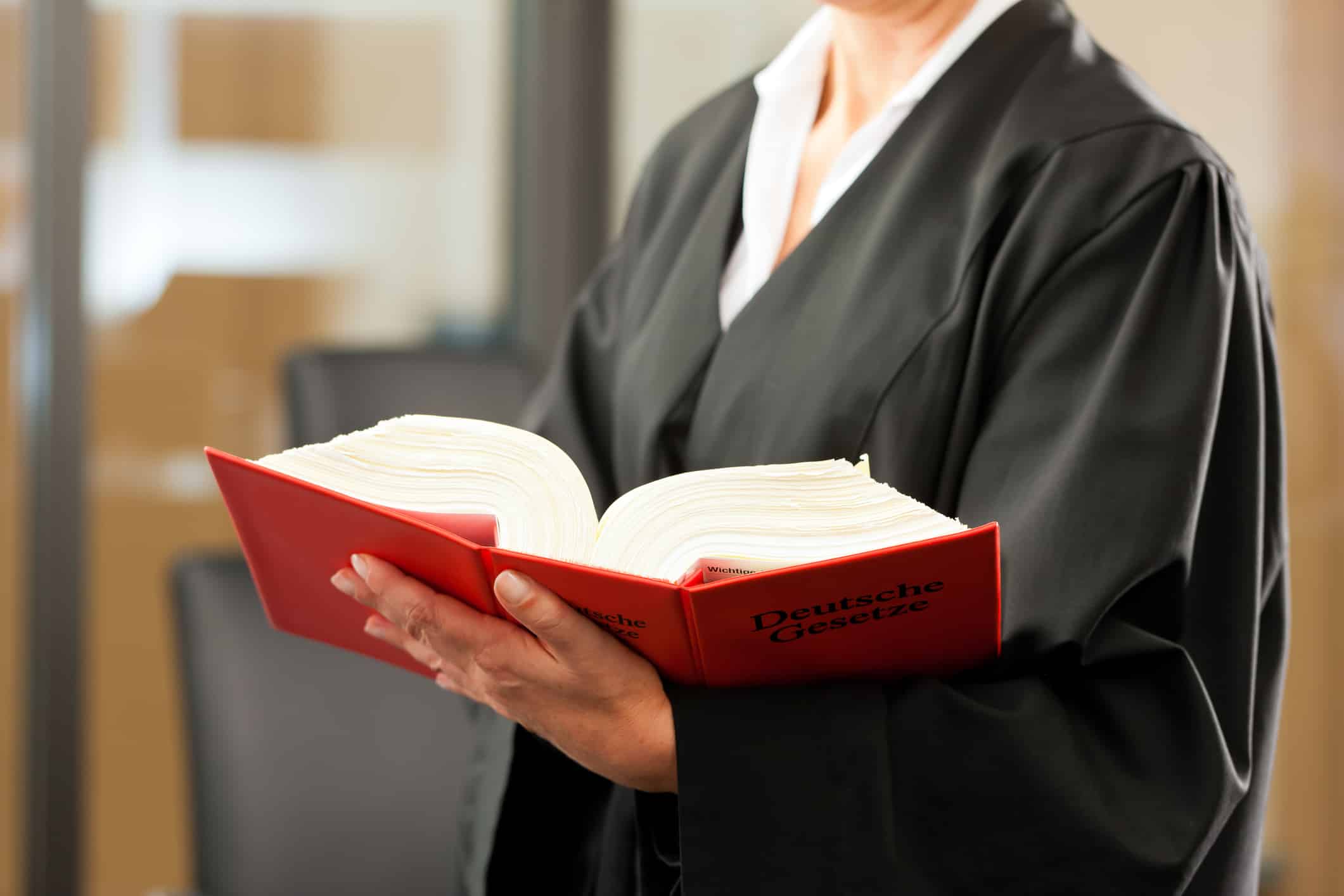 Anwalt Für Arbeitsrecht - Die Kündigungsschutzkanzlei Rezensionen Rechtsanwaltsfachangestellte: verantwortungsvoller Job mit geringen