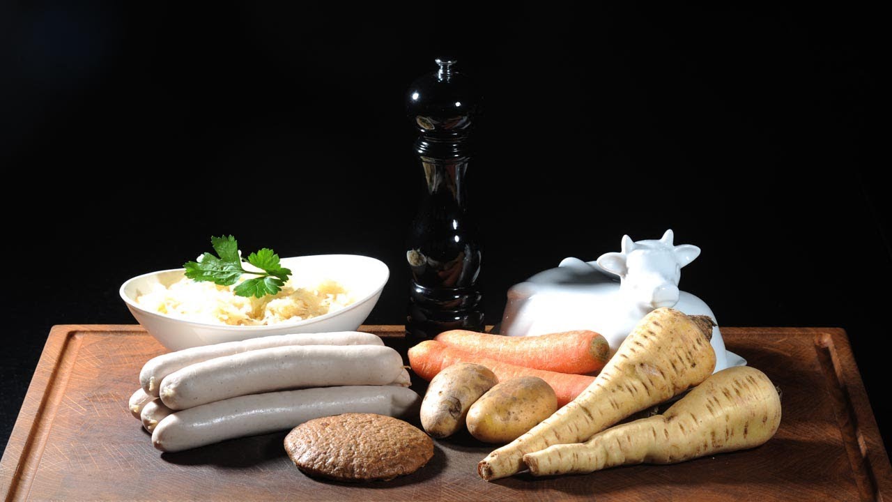 Gmyrek Fleisch- Und Wurstwaren Und Gmyrek Partyservice Schlesische Weißwurst, auch Schlesische Bratwurst genannt traditionell
