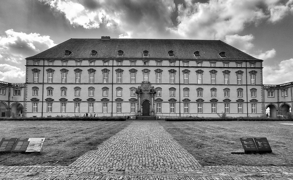 Druckzentrum Osnabrück Gmbh & Co. Kg Schloss Osnabrück (In Explore) | de.wikipedia.org/wiki/Schlo… | Flickr