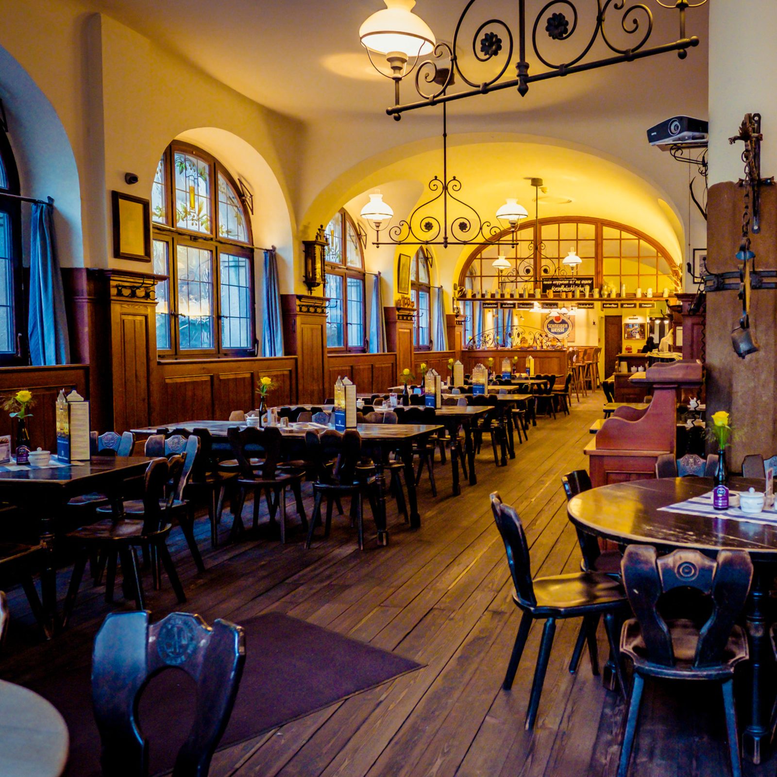 Brauhaus Kühler Krug Wilhelm-baur-straße 3a 76135 Karlsruhe Schneider Bräuhaus im Tal in München