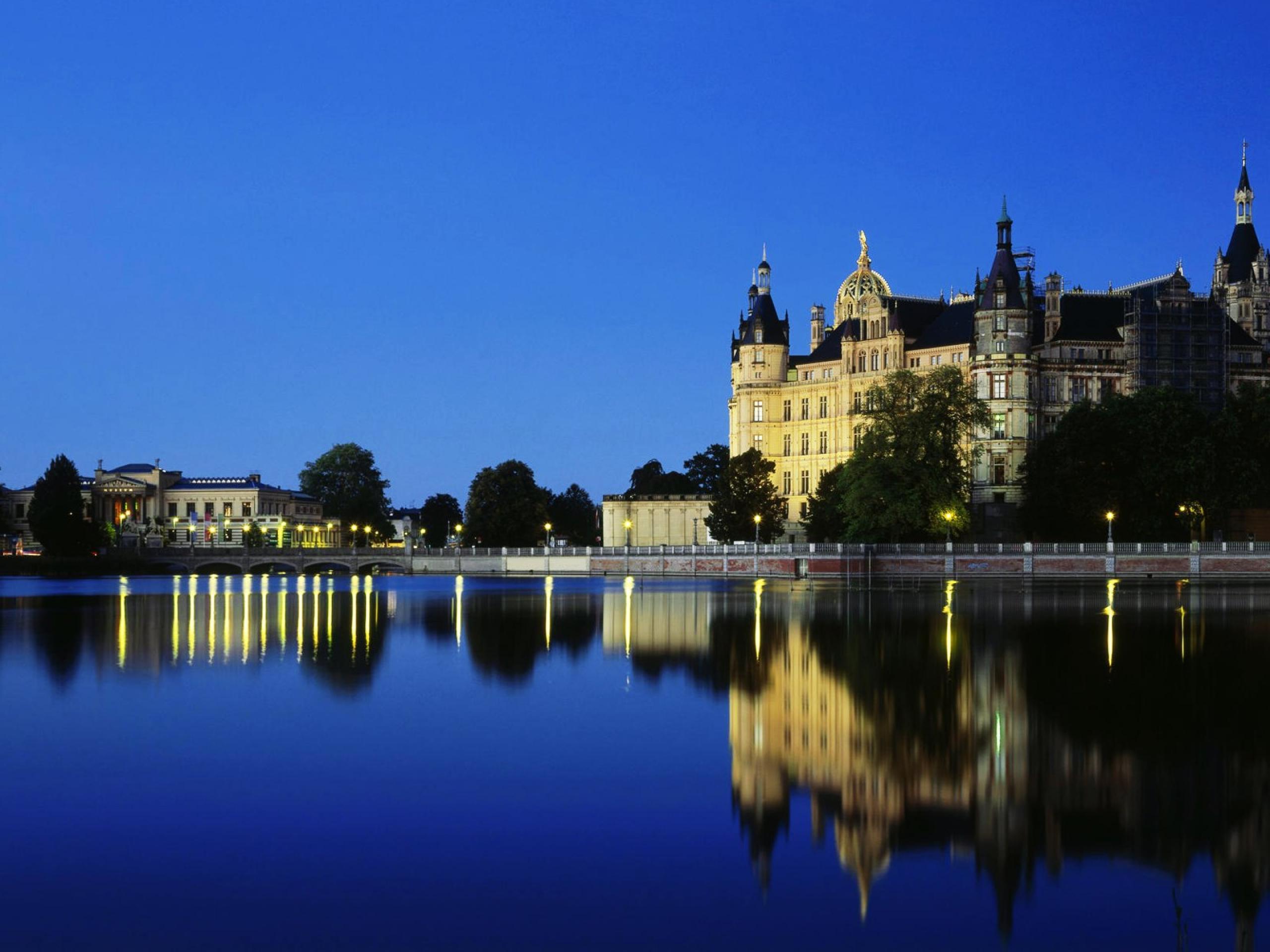 Chirurgische Praxisklinik Schwerin Mitte Mvz Gmbh Schwerin Palace in Germany