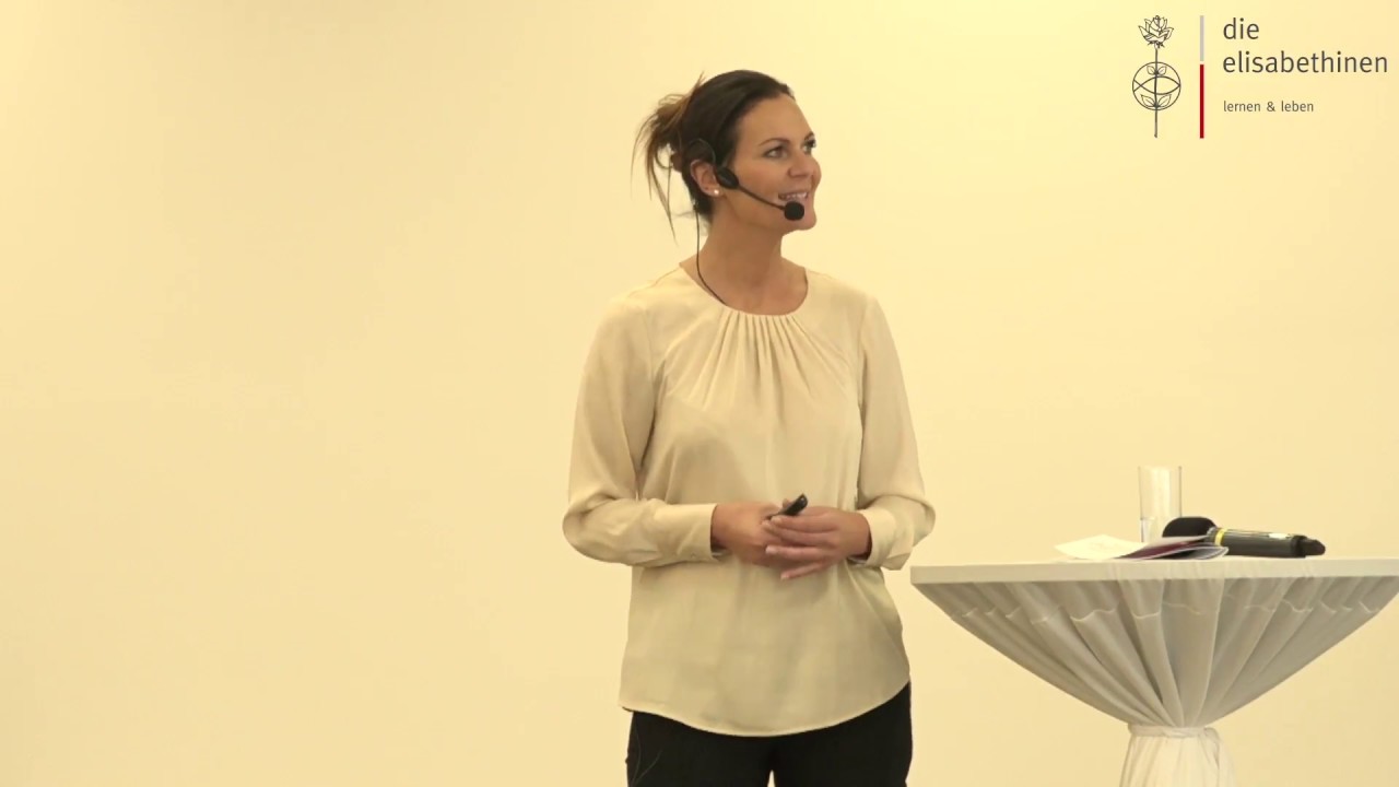 Beate Zomotor & Dr. Med. Kathrin Wiesner Simulation in der Pflegeausbildung - Mag. Kathrin Wiesner, BScN - YouTube