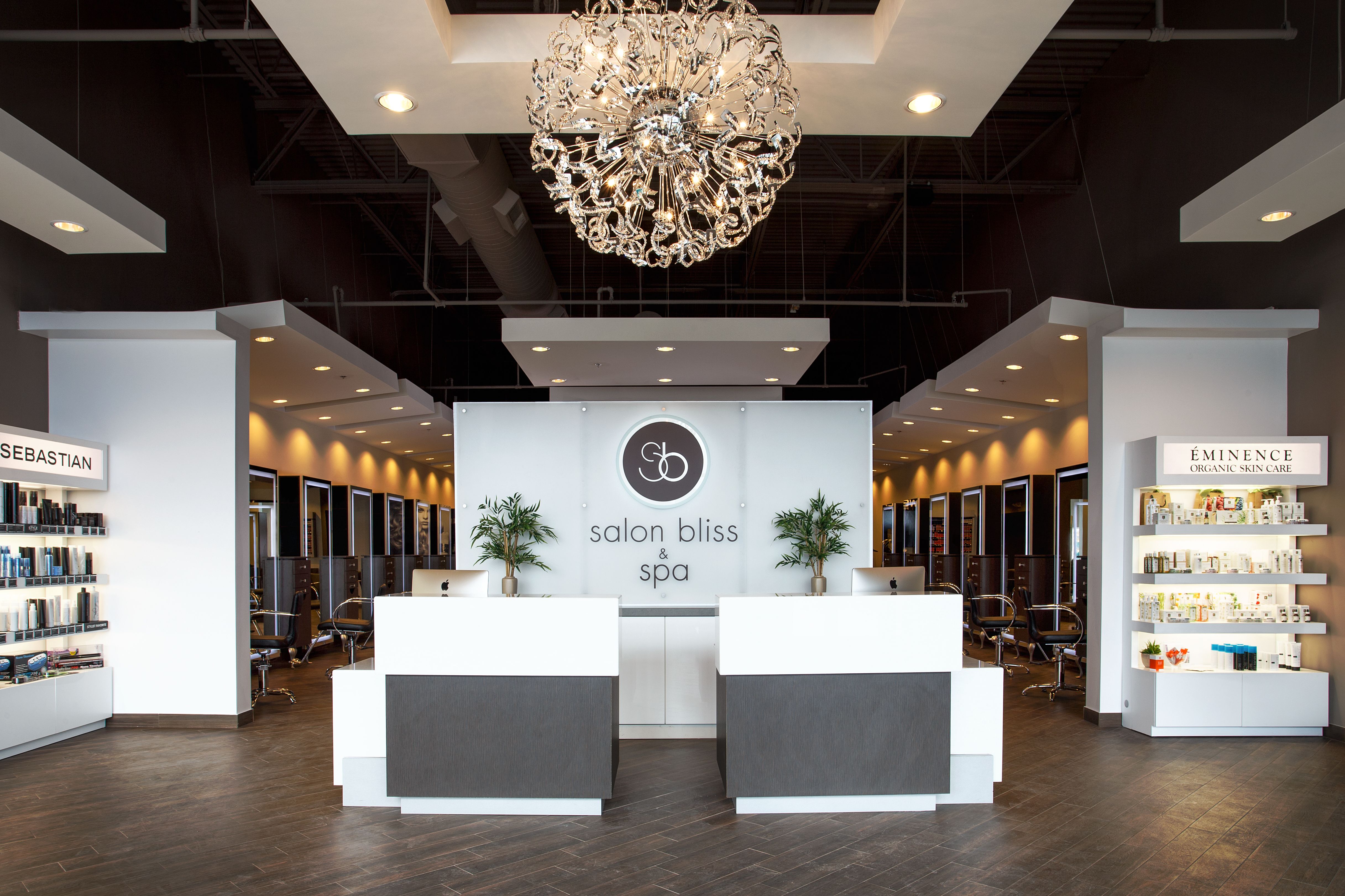 Best Nails & Beauty Salon Nürnberg SOTY 2015: Salon Bliss & Spa | Salon interior design, Beauty salon