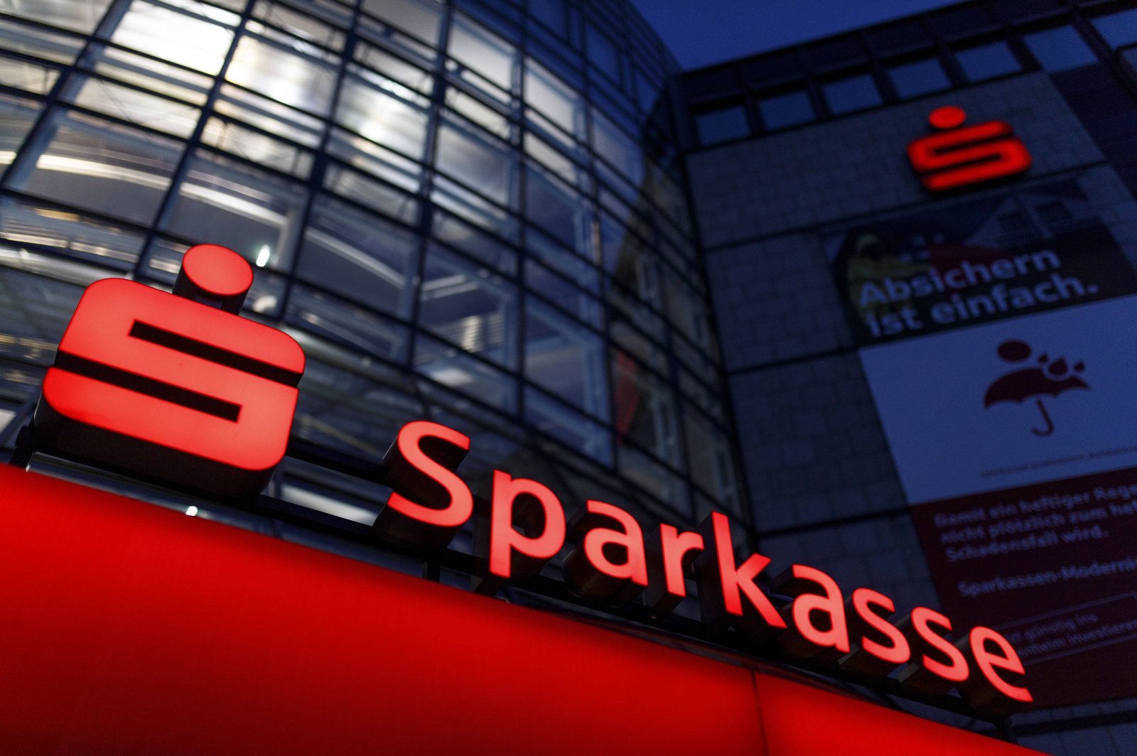 Sparkasse Zu Lübeck Breite Str Sparkasse erlaubt jetzt Echtzeit-Überweisungen - Futurezone