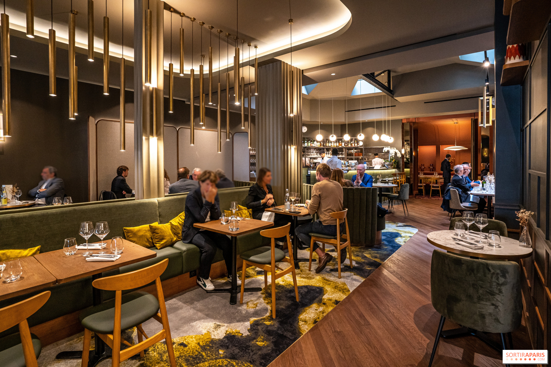 Restaurant In Der Nähe Vom Standort Top-bewertung Sphère, le beau restaurant gastronomique rue de la Boétie, Paris 8e