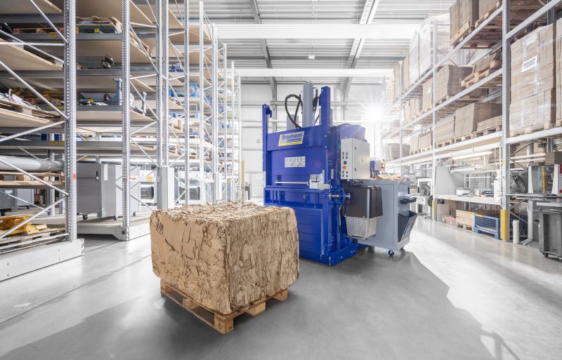 Strothmann Autoteile & -verwertung - Unna Strautmann Umwelttechnik GmbH on LinkedIn: #autoloadbaler #