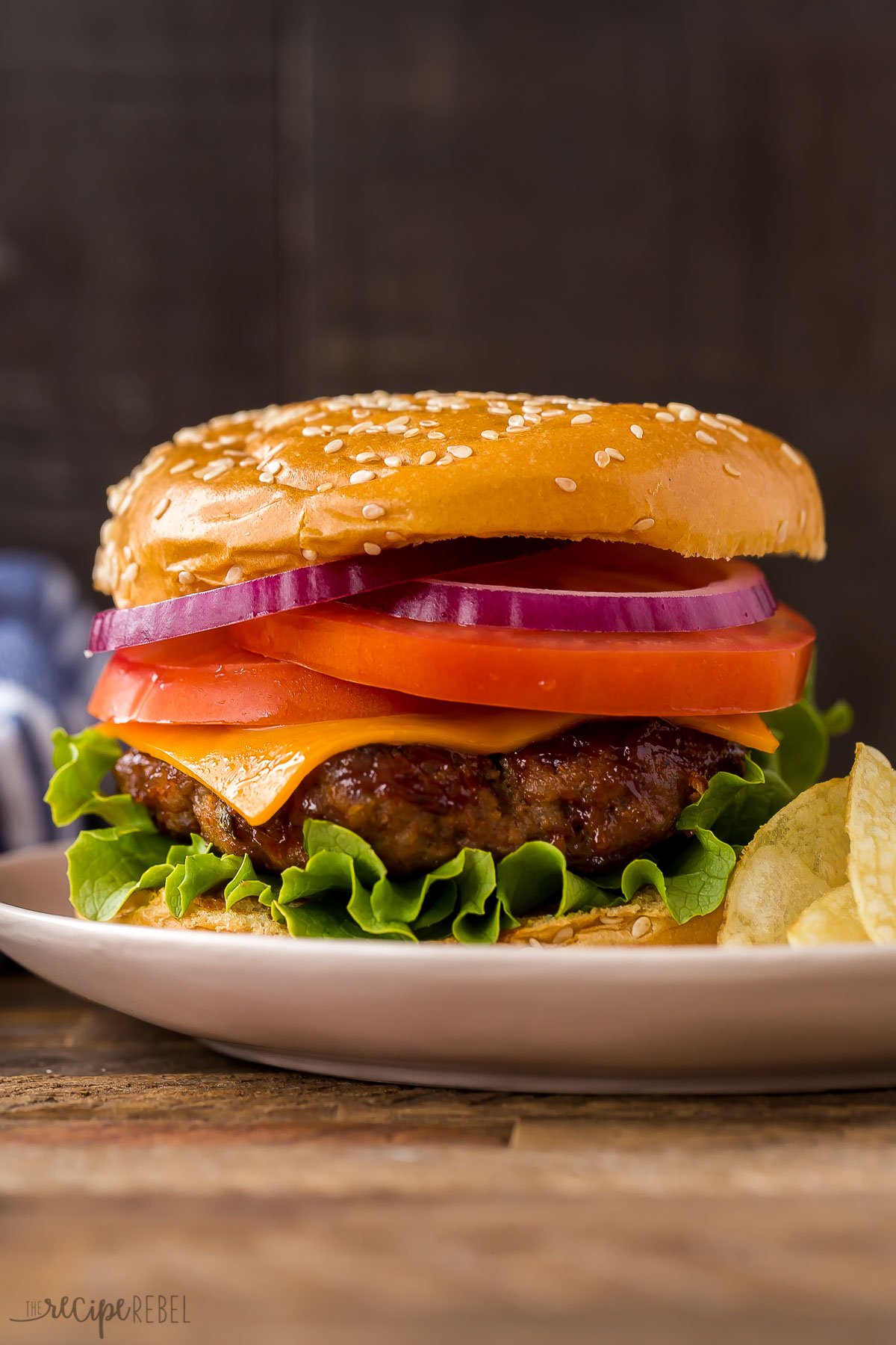 Burger Essen In Der Nähe Von Meinem Standort The Best Burgers Recipe - SO flavorful! - The Recipe Rebel