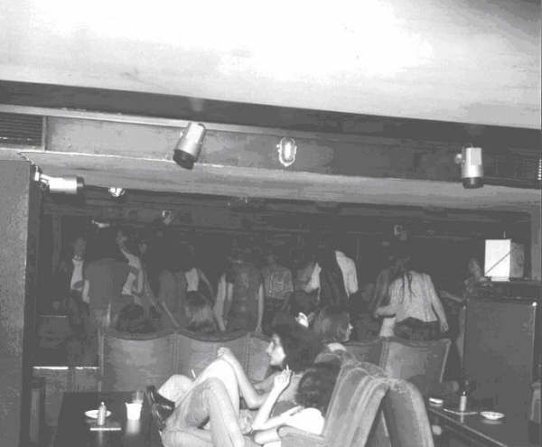 Diskothek In Der Nähe Jetzt Geöffnet ☢ The Sound diskothek in 1975. Eminem, Heroine Chic, Station To Station