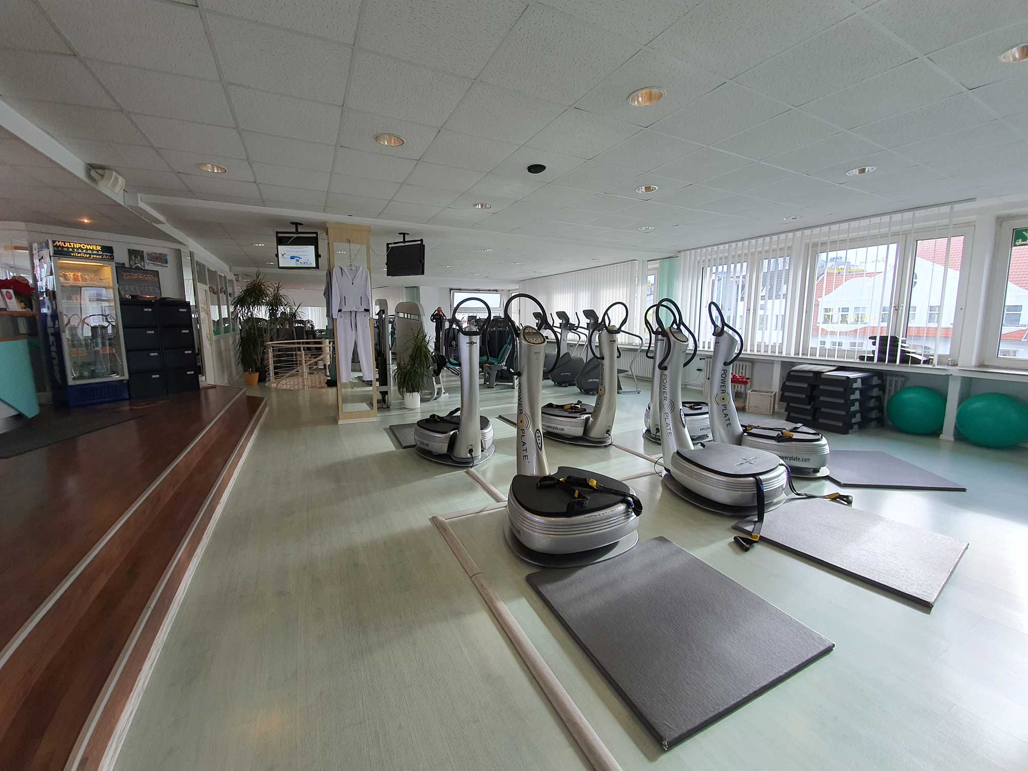 All Sports Fitnessstudio In Bielefeld Brake Fitness Wellness & Gesundheit Training für Frauen im Fitnessstudio in Bielefeld | Galerie