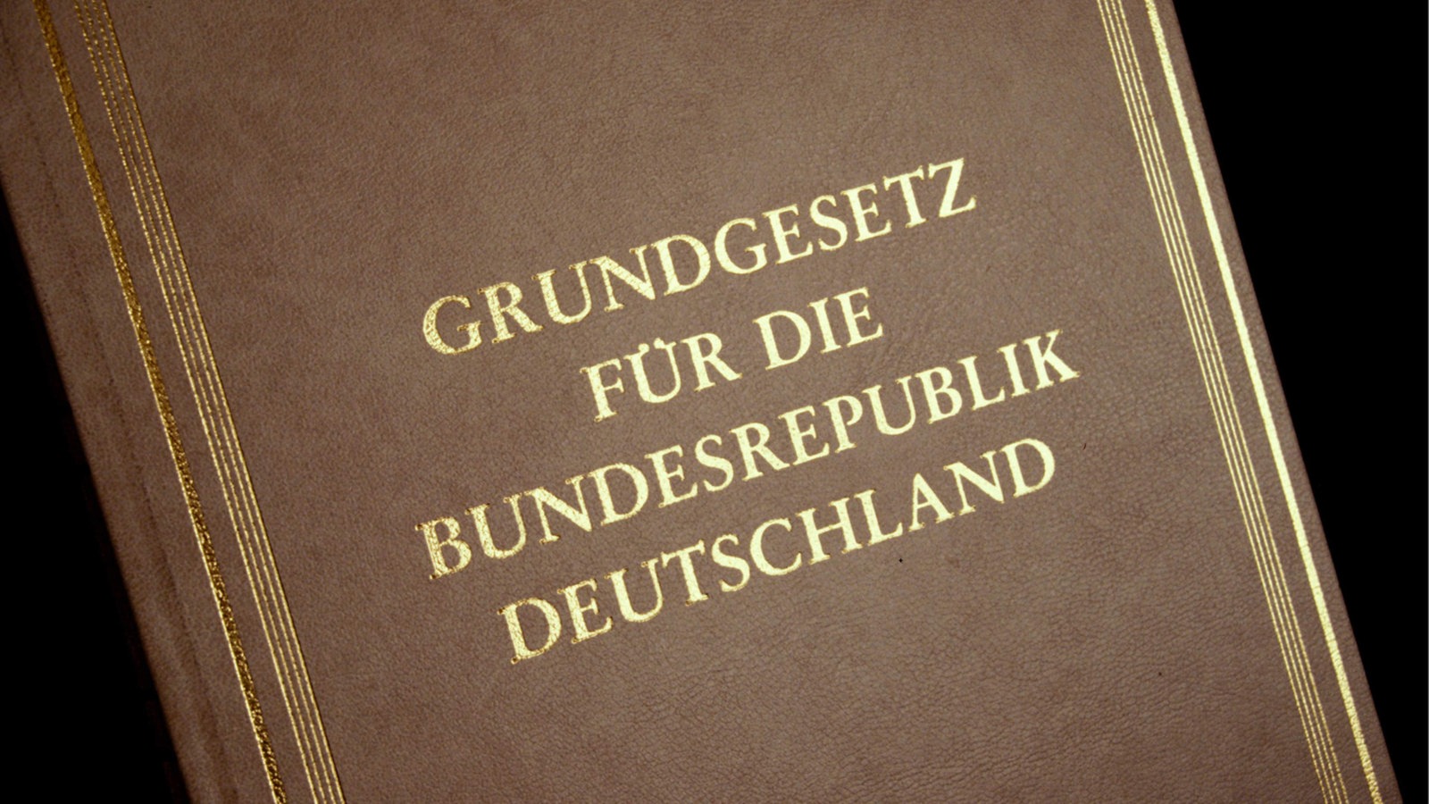 Verfassung Des Deutschen Reiches Von 1871 Verfassung - V - A bis Z - Lexikon - neuneinhalb - TV - Kinder