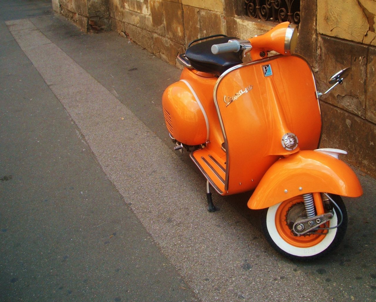 Herold Kawasaki - Vespa - Piaggio Vertragshändler Vintage scooter, seen in Croatia by silvi´ / http://sarthouse.tumblr