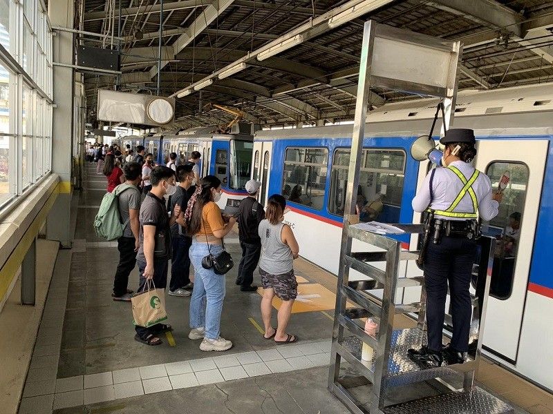 Orthopäde Mit Mrt In Der Nähe Visually impaired? You can avail of free MRT-3 rides from August 1-6