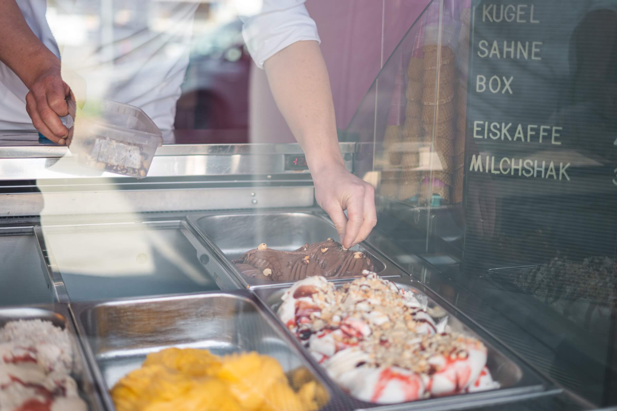 Eisdiele Im Umkreis Von 50 Km What are the options for opening a small ice cream parlor or ice cream