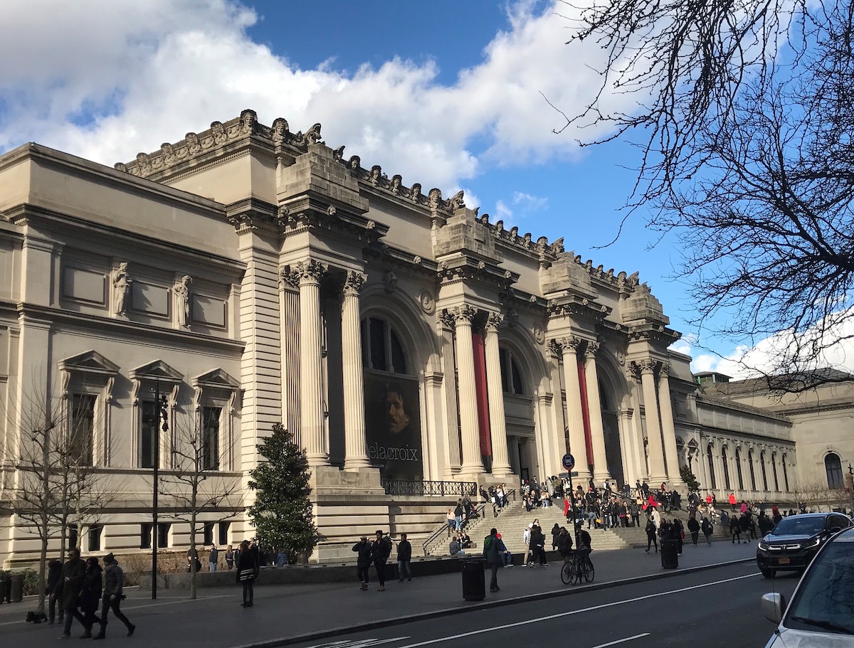 Museum Mit Hund In Der Nähe What Artworks To See at Metropolitan Museum of Art in New York