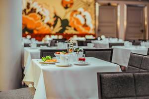 Restaurant In Der Nähe Von Karlsruhe Zimmerreservation in Hotel mit Reservationsbestätigung, Hotelklingel